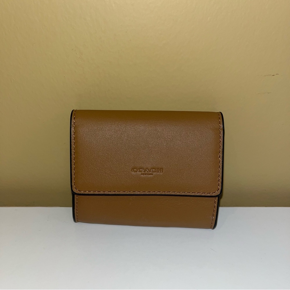 NWOT Coach Saddle Brown Flap Wallet